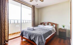 Apartamentos Estela En Alameda Colonial - 5Km Aeropuerto Jorge Chavez